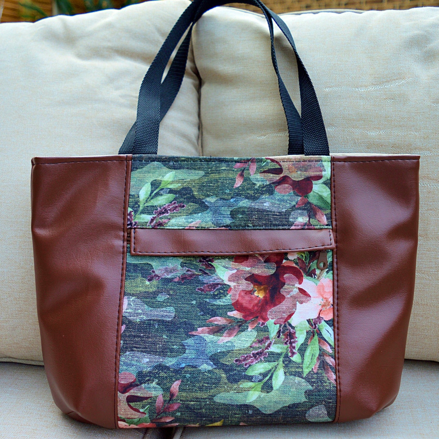 Camo Roses Tote : Pelican Bag Totes- SnW Gifts