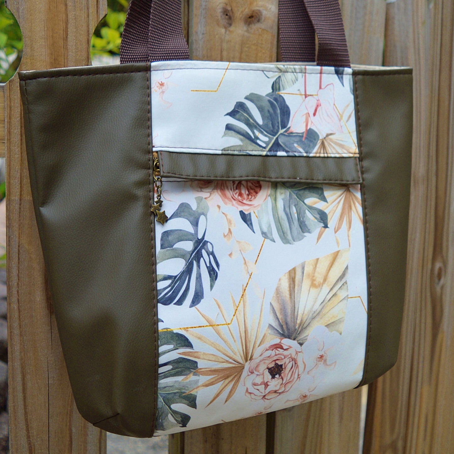 Geo Roses Pelican Tote Bag