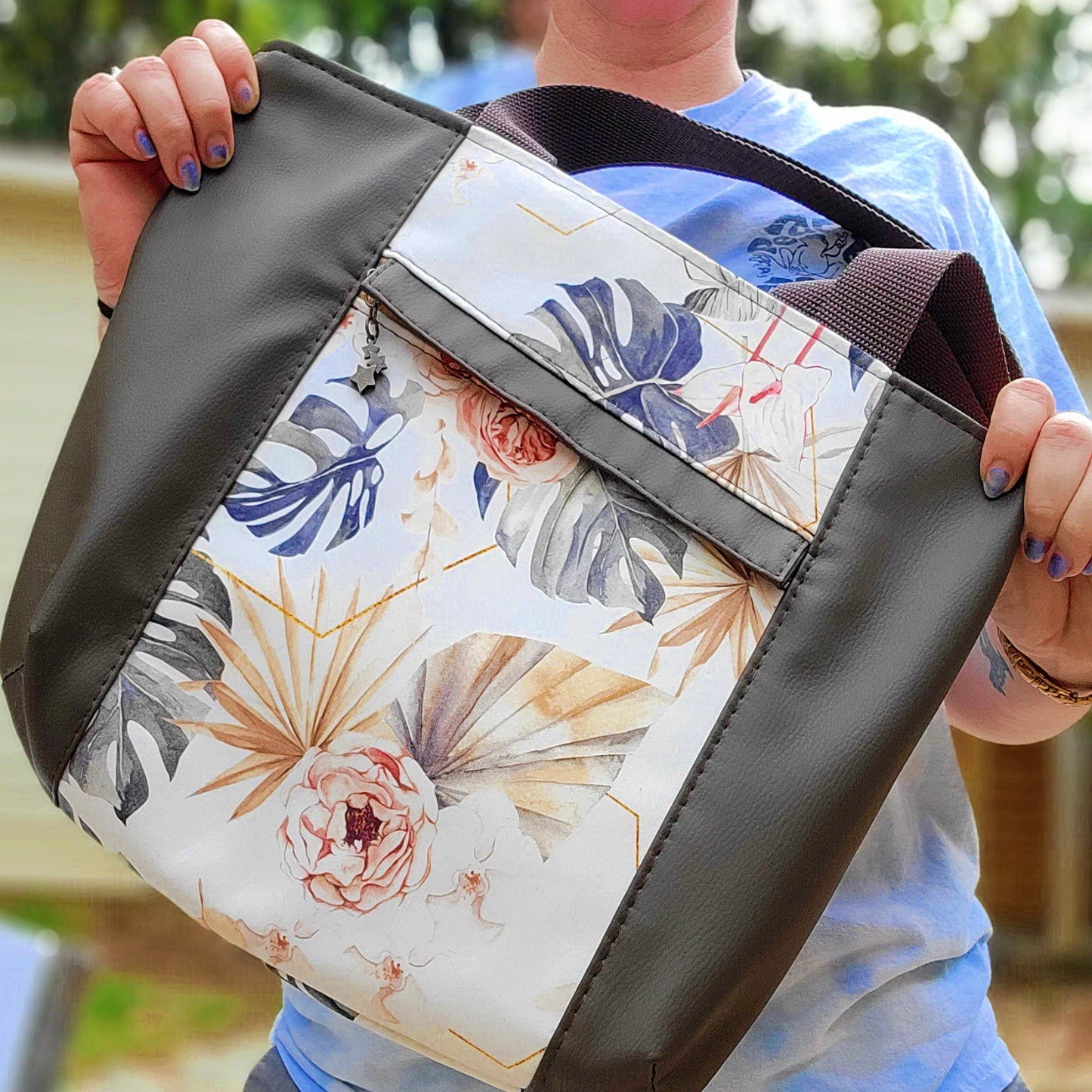Geo Roses Pelican Tote Bag