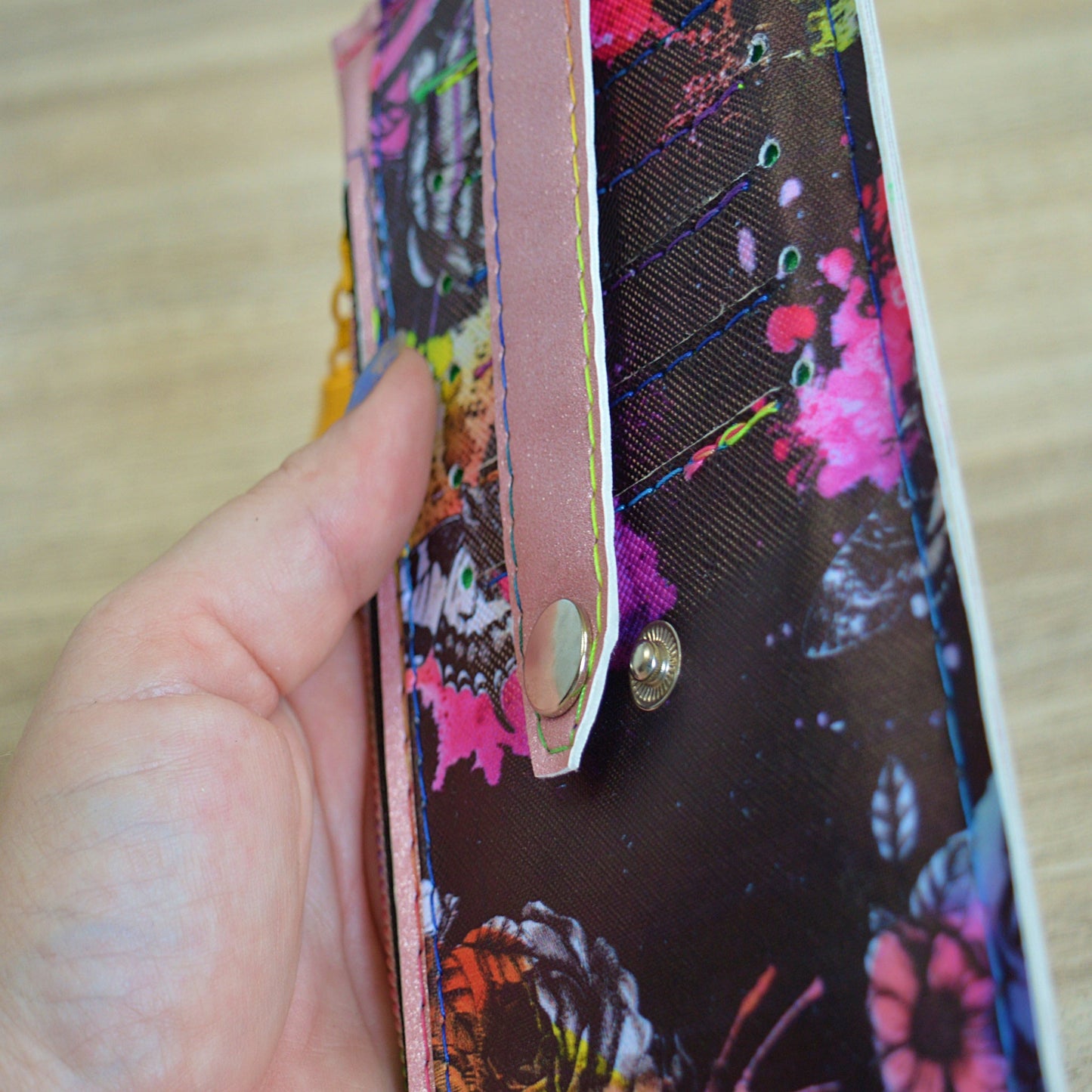 SnW Gifts Rainbow Splatter Purse Pal Wallets Pink Backing Wallet