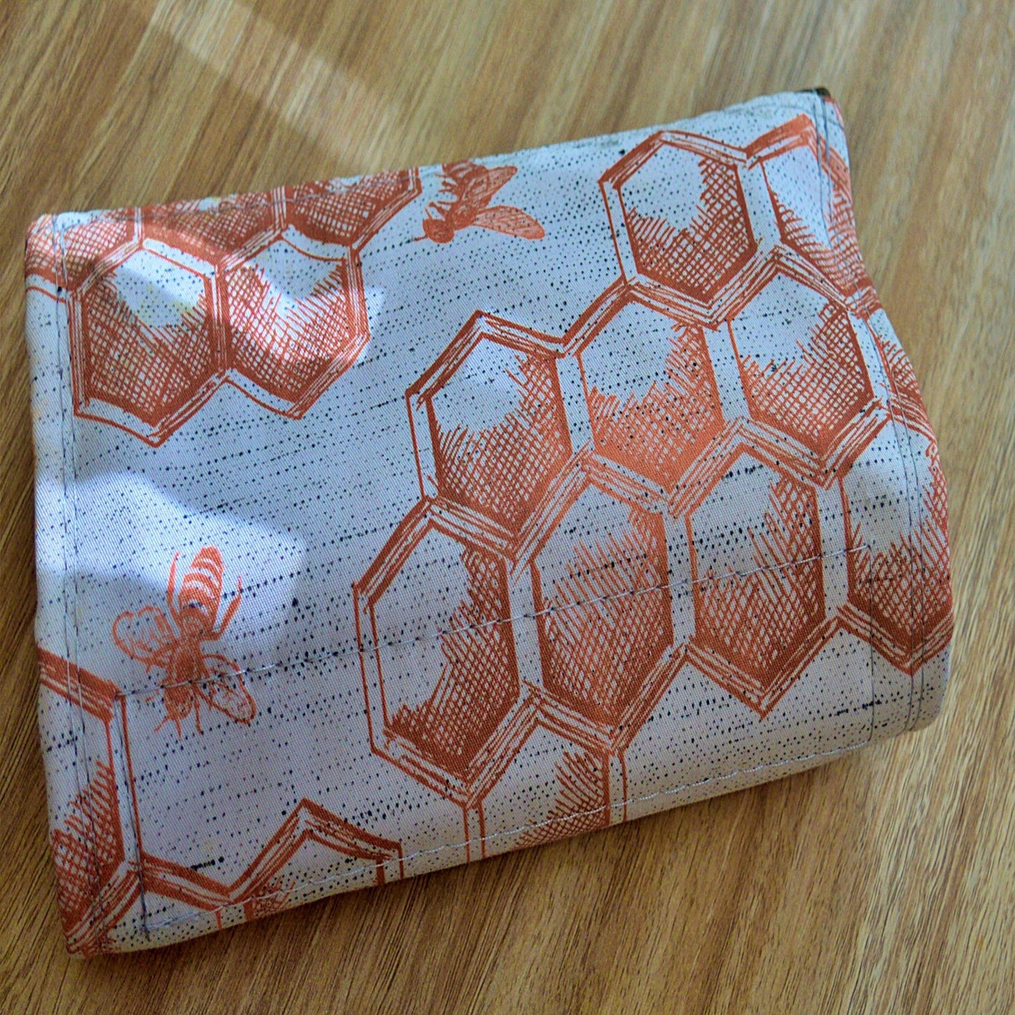 Wallet : Rose Honeybee Clutch Wallet- SnW Gifts