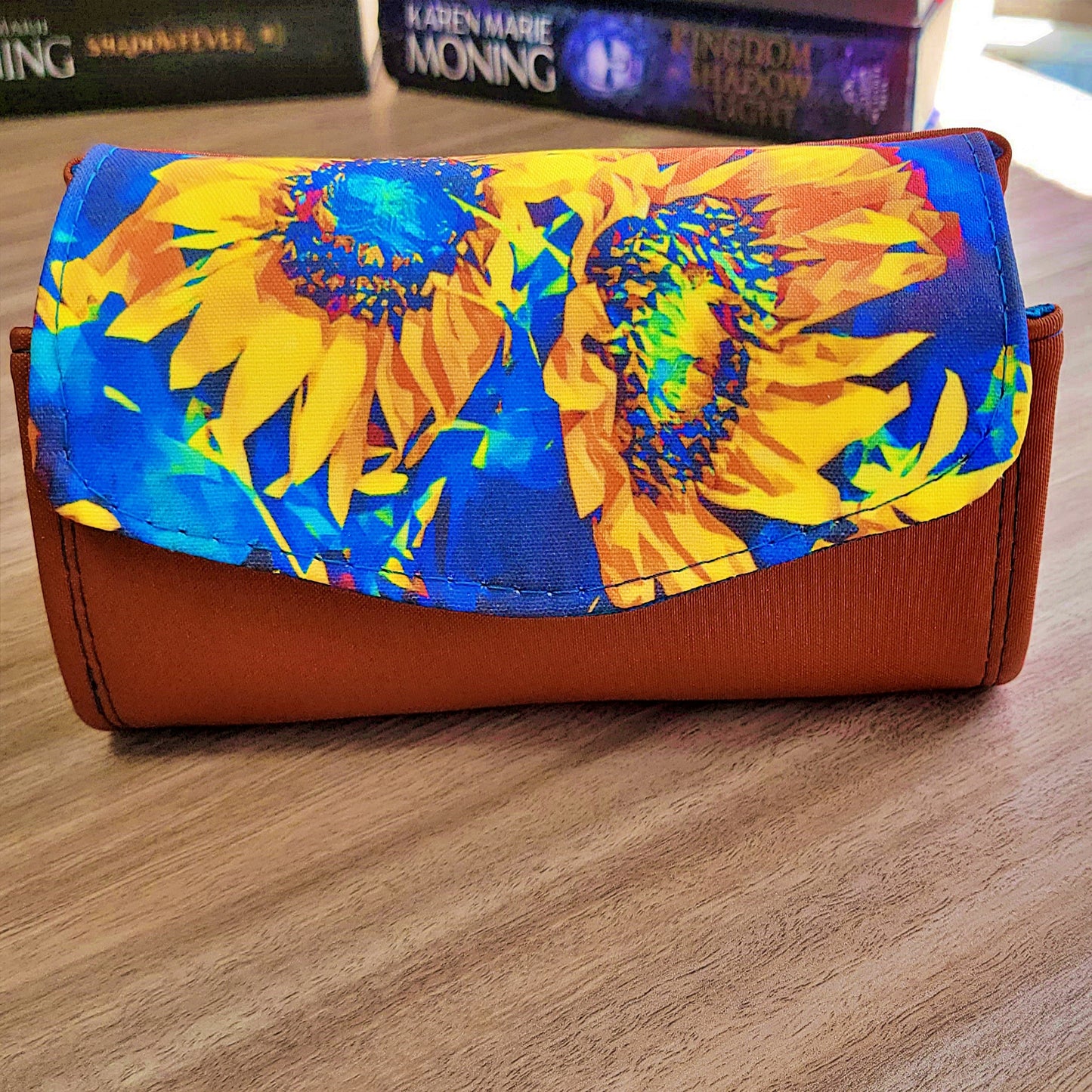 Anarky Sunflowers Expandable Wallet Clutch