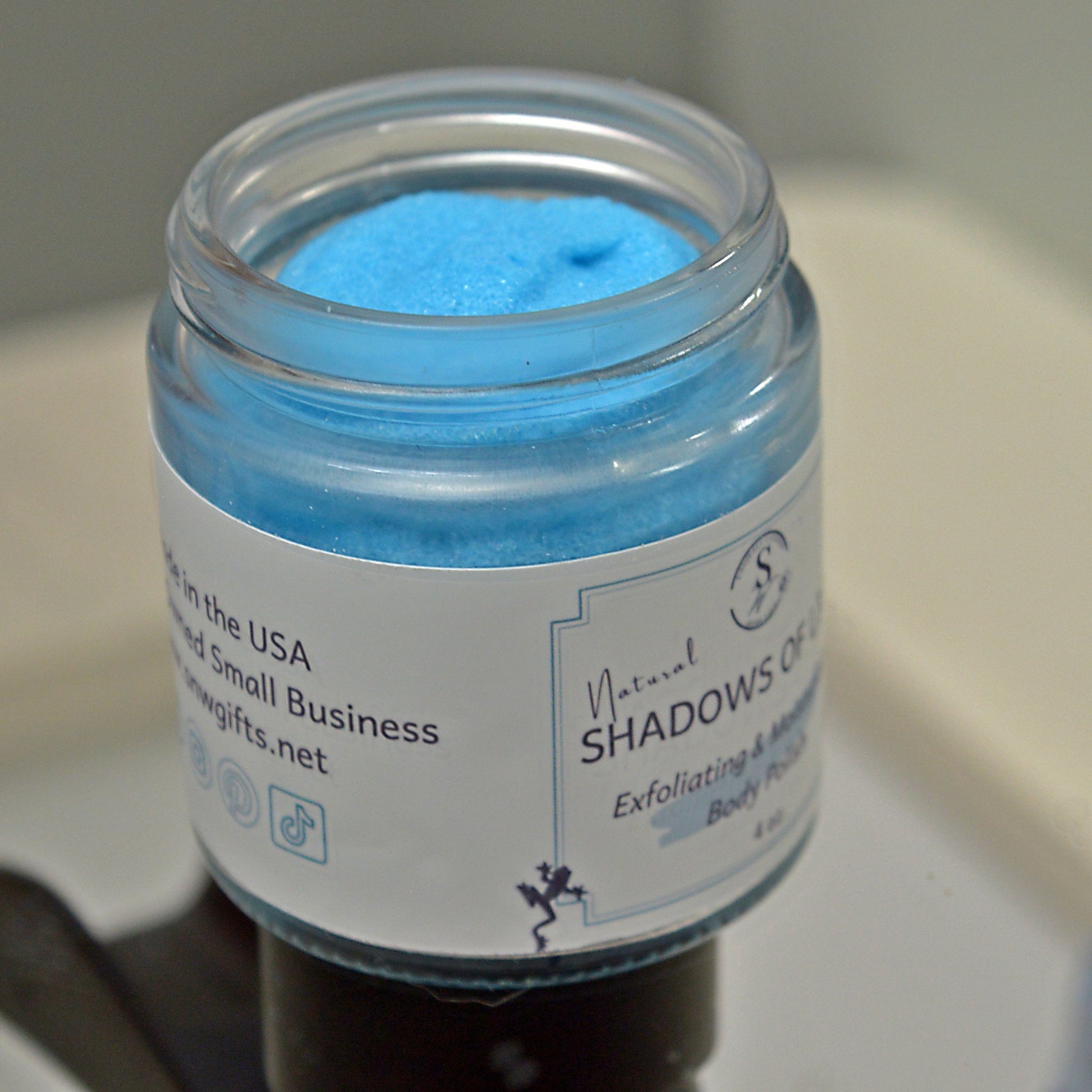 Body Polish : Shadows of Light Foaming Sugar Scrub- SnW Gifts