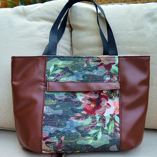 Camo Roses Tote : Pelican Bag Totes- SnW Gifts